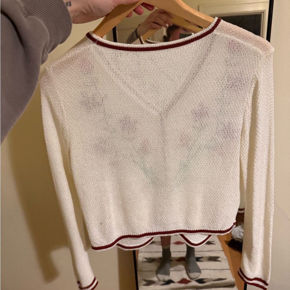 Floral Embroidered White Cardigan Sweater - Picture 2 of 3